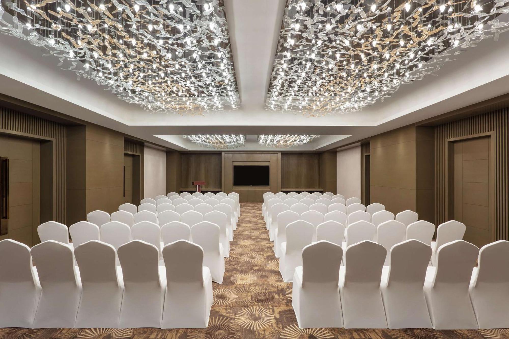 Doubletree By Hilton Jaipur Amer Exterior photo